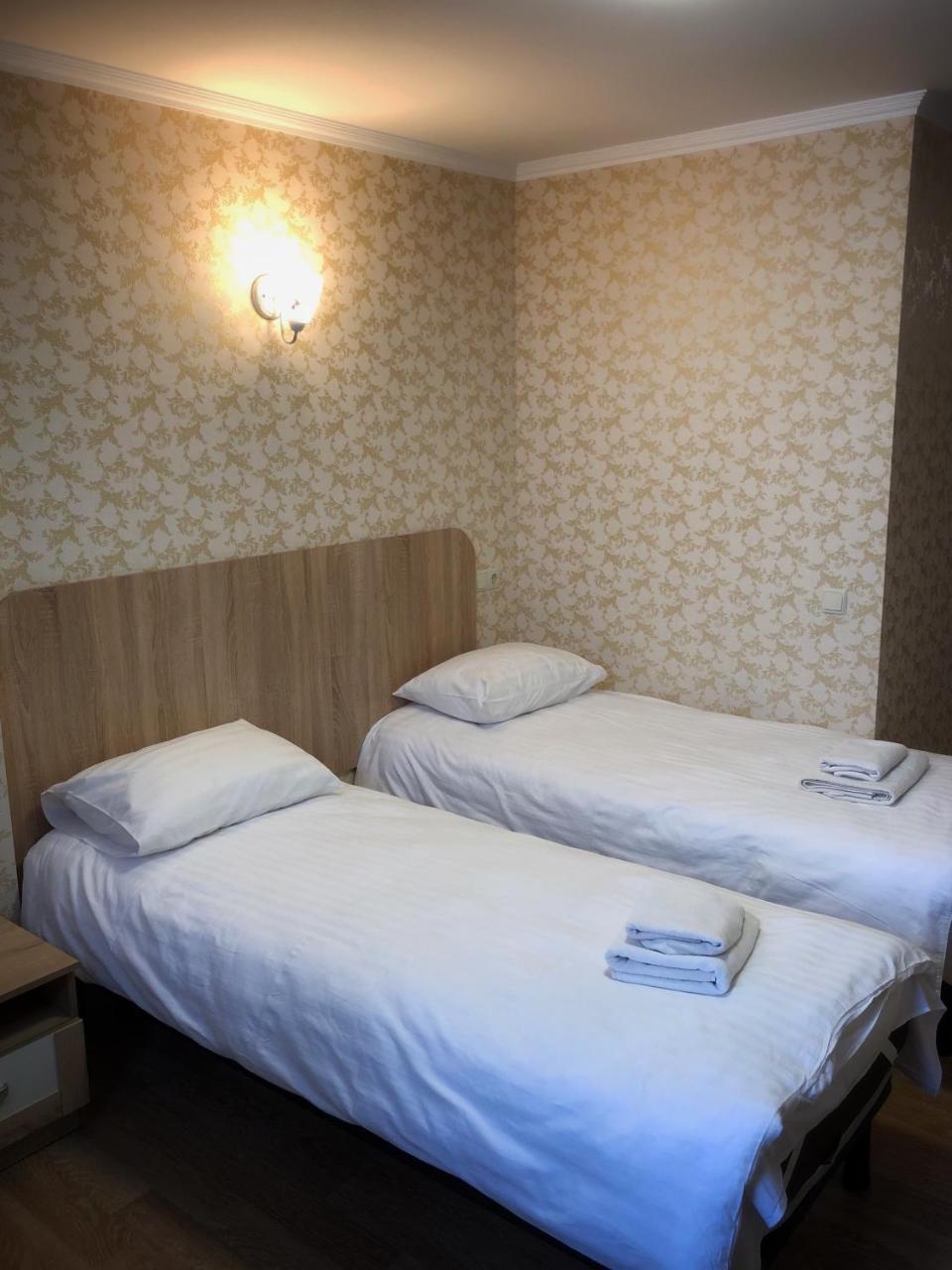 Zhuliany City Hotel Gatnoye Bagian luar foto
