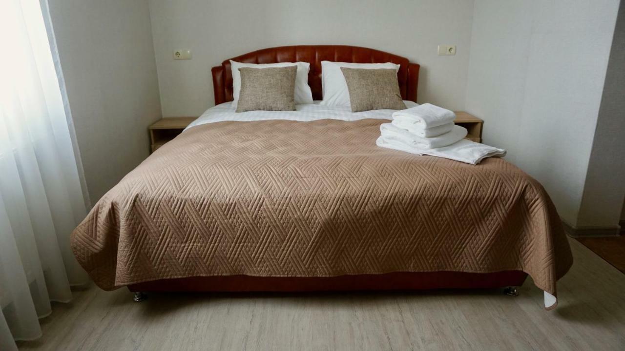 Zhuliany City Hotel Gatnoye Bagian luar foto