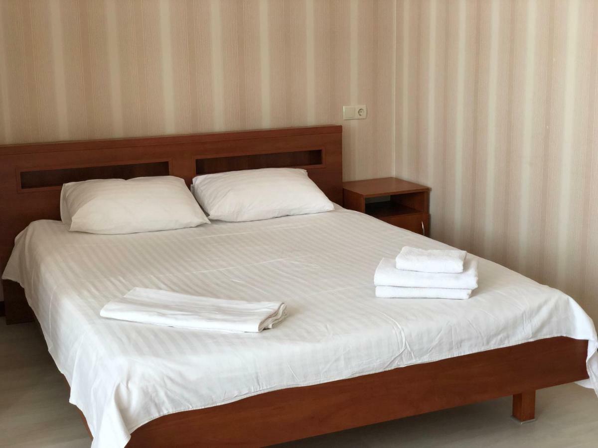 Zhuliany City Hotel Gatnoye Bagian luar foto